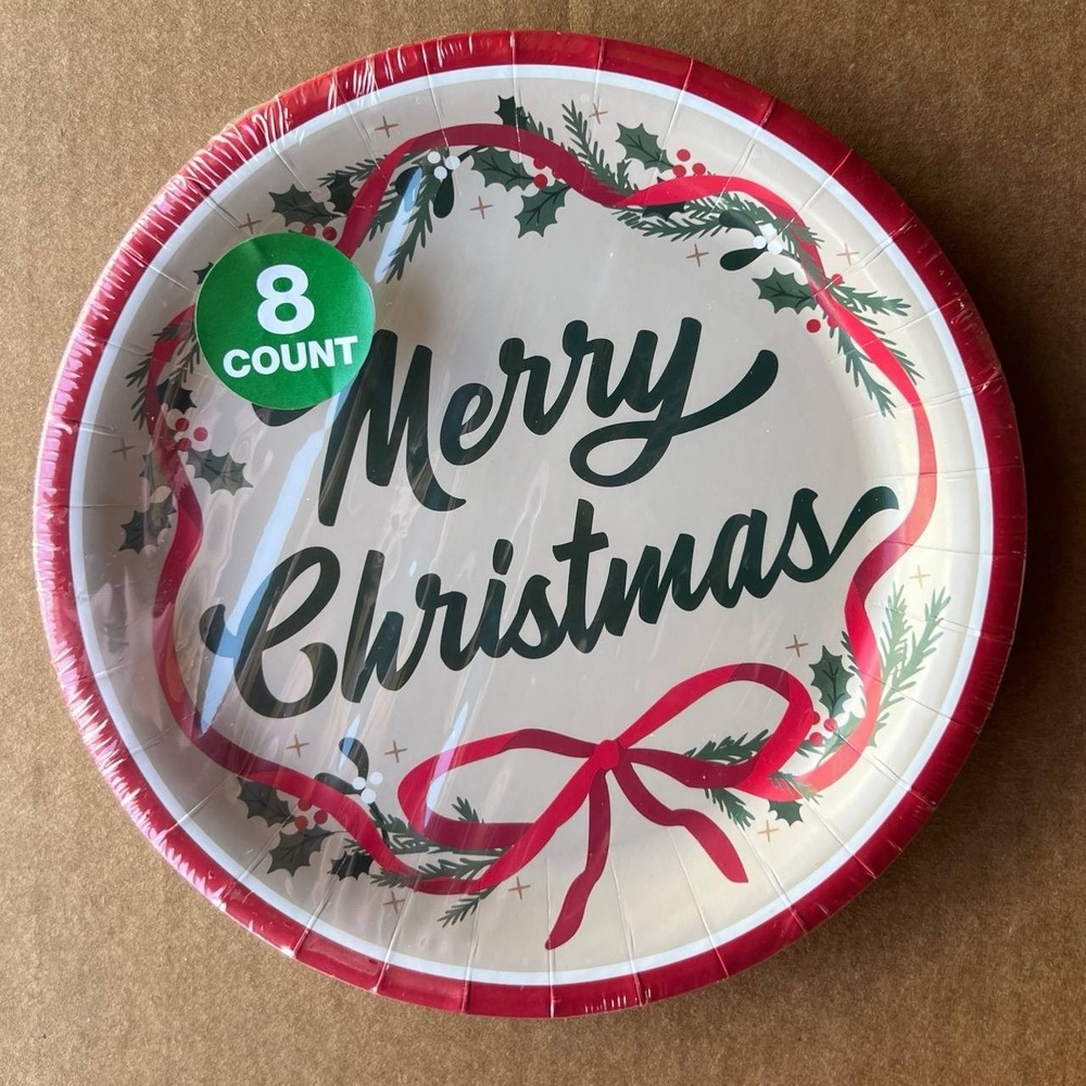 7 Pack 8 Count Merry Christmas Paper Plates 7" (56 Total)